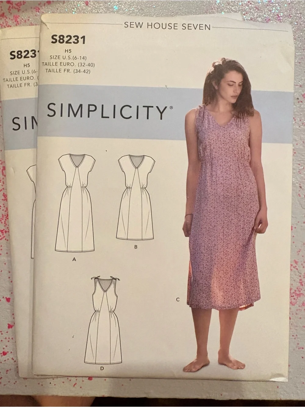 BN UNCUT SIMPLICITY 8231 H5 DRESS SEWING PATTERNS